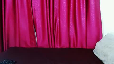 lustydesirex online show from 02/10/25, 12:52