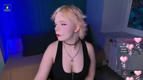 Snapshot of lustyempress chatting on 10/30/25, 03:35 SALLY online show from 10/30/25, 03:35