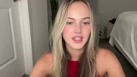 Aimee online show from 10/11/25, 03:17