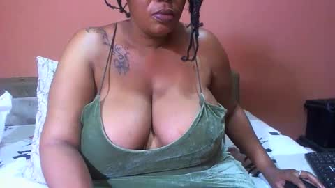 luvcandy85 online show from 12/26/24, 03:59