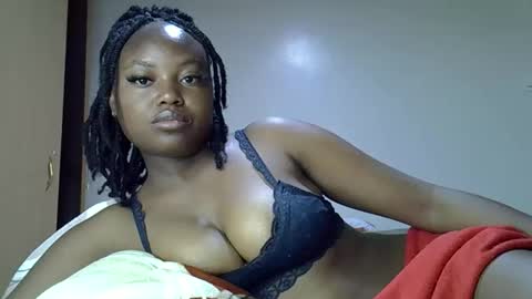 Snapshot of luvly_ebonny chatting on 09/21/25, 03:30 Tracy online show from 09/21/25, 03:30