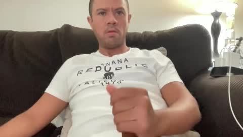 Snapshot of luvv777 chatting on 12/30/24, 12:22 luvv777 online show from 12/30/24, 12:22