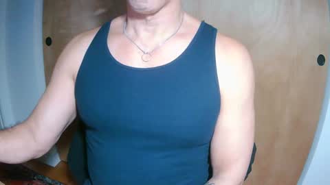 Snapshot of luvzjerkingoff chatting on 03/12/25, 05:24 luvzjerkingoff online show from 03/12/25, 05:24