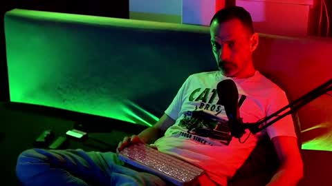 Snapshot of lux_dei chatting on 01/18/25, 03:38 Im a - CAMGUY YOU LIKE to FUCK online show from 01/18/25, 03:38