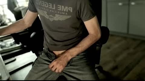 Snapshot of lux_dei chatting on 09/13/25, 12:05 Im a - CAMGUY YOU LIKE to FUCK online show from 09/13/25, 12:05