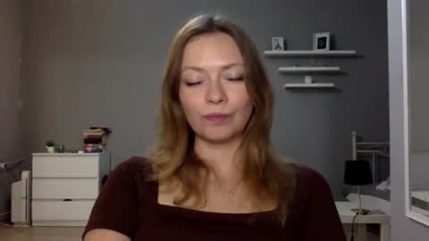 Millie online show from 10/26/25, 10:15