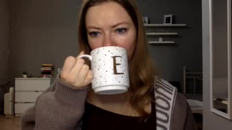 Millie online show from 11/16/25, 02:55