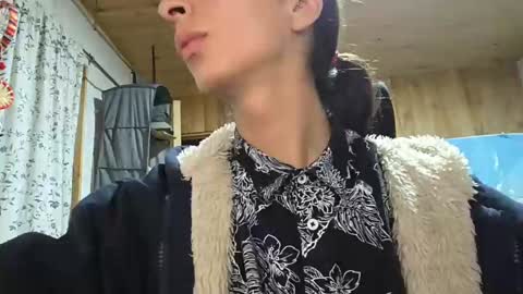 lux_nigredo online show from 11/24/25, 06:13