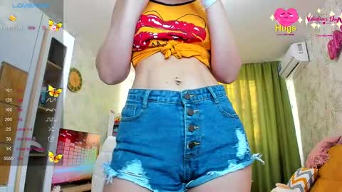 Lucie online show from 02/13/25, 02:09