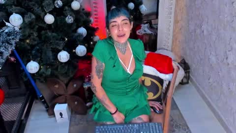 Snapshot of luxifer_666 chatting on 12/23/24, 08:57 Luxifer online show from 12/23/24, 08:57