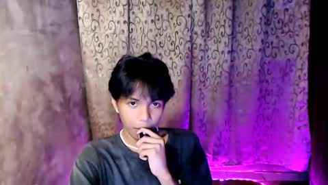 luxirfy online show from 11/17/25, 05:41