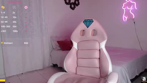 Snapshot of luzesmeraldaw chatting on 02/12/25, 03:49 luz online 9pm hora colombia online show from 02/12/25, 03:49