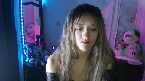 Call me Lia  online show from 10/17/25, 09:39