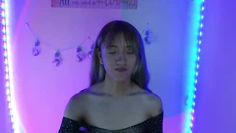 Call me Lia  online show from 11/10/25, 09:58