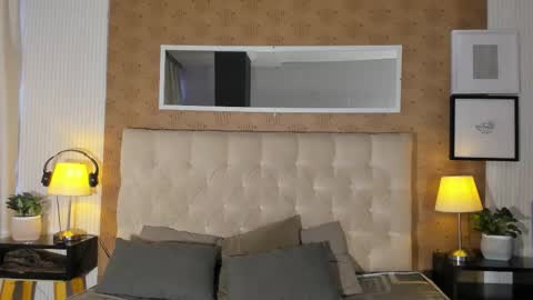 Lyan online show from 11/08/25, 07:12