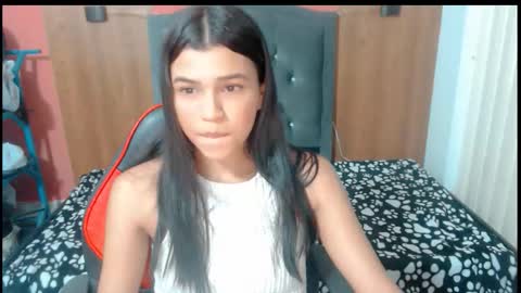 Snapshot of lyanamerry03 chatting on 10/02/25, 08:49 lyanamerry03 online show from 10/02/25, 08:49