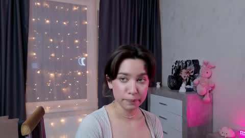 Snapshot of lyanna_tale chatting on 11/25/25, 08:20 Lyanna online show from 11/25/25, 08:20