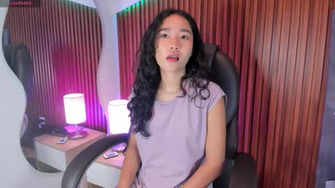 Lyhana Lee online show from 10/06/25, 02:25