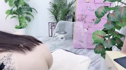 lyly_sweet97 online show from 11/05/25, 01:27