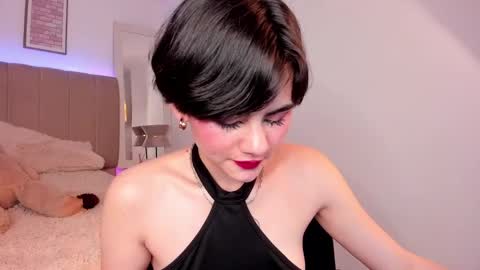 Snapshot of lyn_lebelle chatting on 12/14/24, 01:16 Lyn online show from 12/14/24, 01:16
