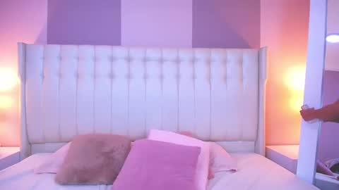 Snapshot of lyn_smith_ chatting on 01/11/25, 11:23 Lyn online show from 01/11/25, 11:23
