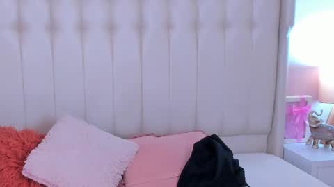 Lyn online show from 10/10/25, 11:20