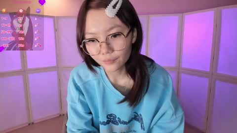 Snapshot of lyngrindle chatting on 01/28/25, 05:03 Suki online show from 01/28/25, 05:03