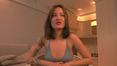 Natasha online show from 02/20/25, 01:40