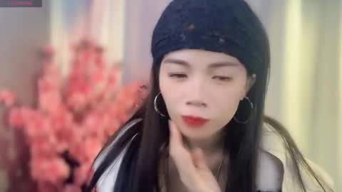 Snapshot of lynnalltop_165_keke chatting on 11/13/25, 03:22 lynnalltop_165_keke online show from 11/13/25, 03:22