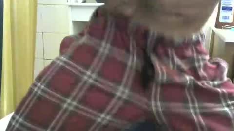 lyricalhippie online show from 11/08/25, 10:15