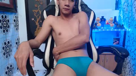 Snapshot of lyubovmoya3 chatting on 12/06/24, 12:38 SWEETPINOY online show from 12/06/24, 12:38
