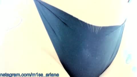 Snapshot of m1ss_ariana chatting on 02/15/25, 08:22 Ariana online show from 02/15/25, 08:22