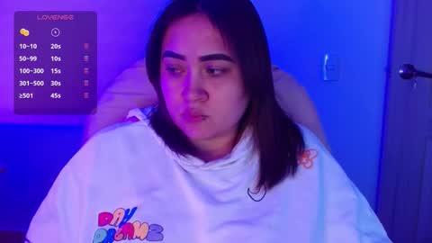 Snapshot of m33li chatting on 10/09/25, 03:04 Meli online show from 10/09/25, 03:04