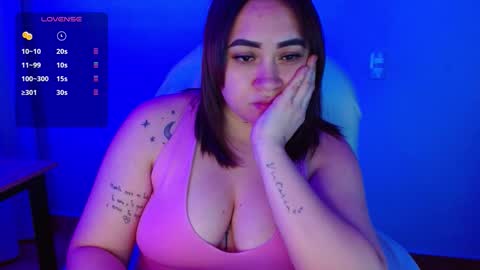 Snapshot of m33li chatting on 10/22/25, 12:33 Meli online show from 10/22/25, 12:33