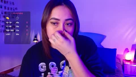 Snapshot of m33li chatting on 10/26/25, 11:31 Meli online show from 10/26/25, 11:31