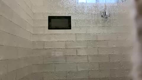 Snapshot of m_pete chatting on 10/11/25, 01:31 m_pete online show from 10/11/25, 01:31