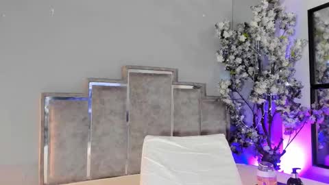 Maraacooper online show from 11/18/25, 12:16