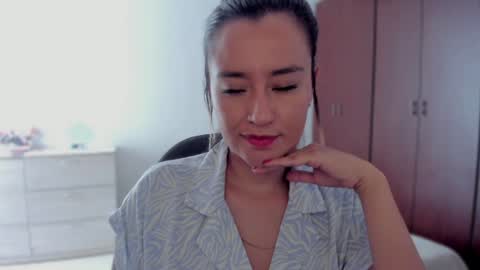 Snapshot of macarenax chatting on 12/11/24, 05:04 Maca online show from 12/11/24, 05:04