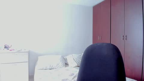 Snapshot of macarenax chatting on 02/06/25, 06:13 Maca online show from 02/06/25, 06:13