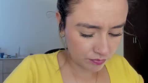 Snapshot of macarenax chatting on 10/02/25, 03:30 Maca online show from 10/02/25, 03:30