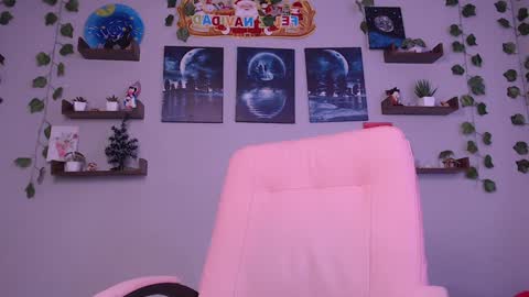 Snapshot of macey_hairy chatting on 12/26/24, 09:15 Macey Elliot Modelo Independiente online show from 12/26/24, 09:15