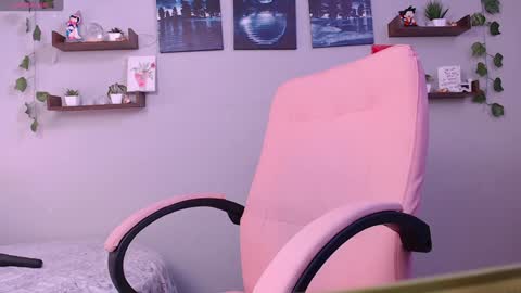 Snapshot of macey_hairy chatting on 01/12/25, 12:55 Macey Elliot Modelo Independiente online show from 01/12/25, 12:55