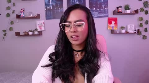 Snapshot of macey_hairy chatting on 01/21/25, 02:26 Macey Elliot Modelo Independiente online show from 01/21/25, 02:26