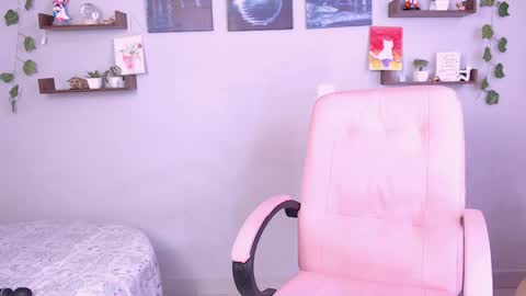 Snapshot of macey_hairy chatting on 01/21/25, 05:30 Macey Elliot Modelo Independiente online show from 01/21/25, 05:30