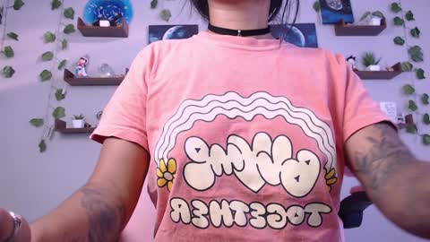 Snapshot of macey_hairy chatting on 01/28/25, 12:32 Macey Elliot Modelo Independiente online show from 01/28/25, 12:32