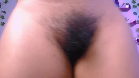 Snapshot of macey_hairy chatting on 02/07/25, 12:42 Macey Elliot Modelo Independiente online show from 02/07/25, 12:42