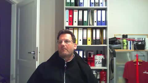 macfly67 online show from 01/28/25, 10:23