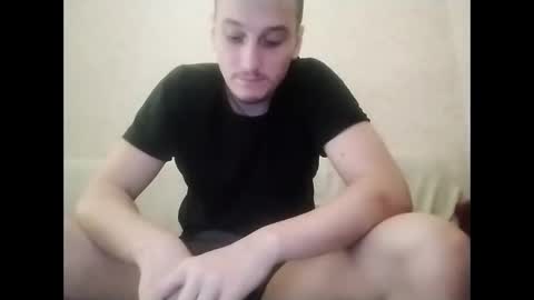 Snapshot of machine2291 chatting on 12/25/24, 11:43 Tchia online show from 12/25/24, 11:43