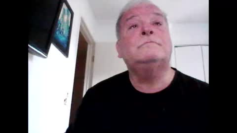 Snapshot of mackdocc001 chatting on 12/16/24, 08:37 mackdocc001 online show from 12/16/24, 08:37