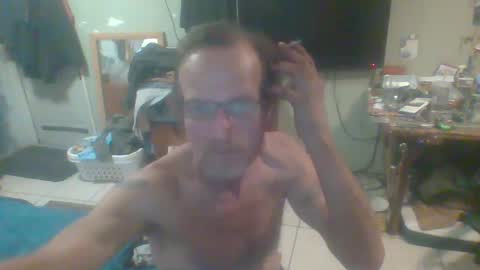 Snapshot of mackdog1369 chatting on 12/29/24, 09:17 mackdog1369 online show from 12/29/24, 09:17